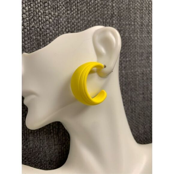 Textured Colored Hoops - Picture 2 of 2